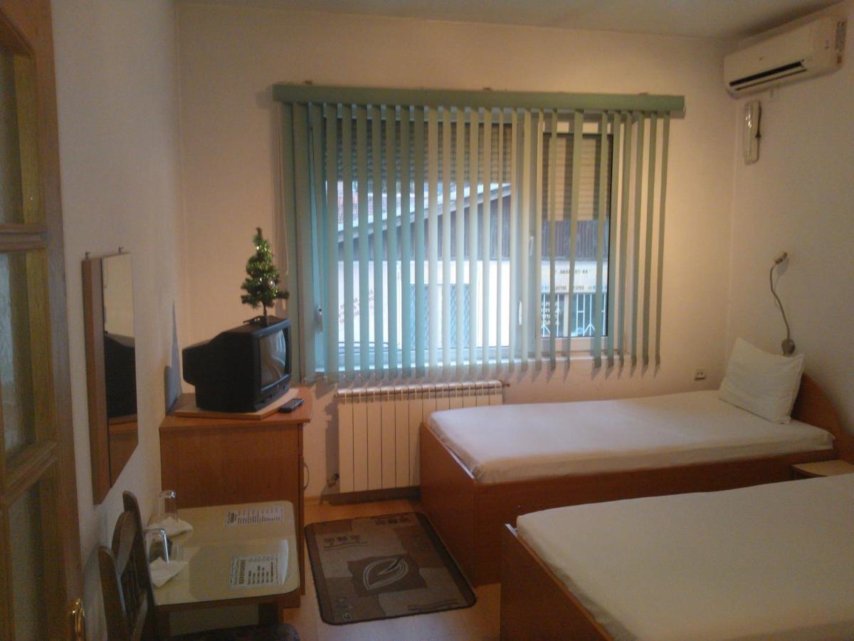 Hotel Tsarevets Asenovgrad Room photo